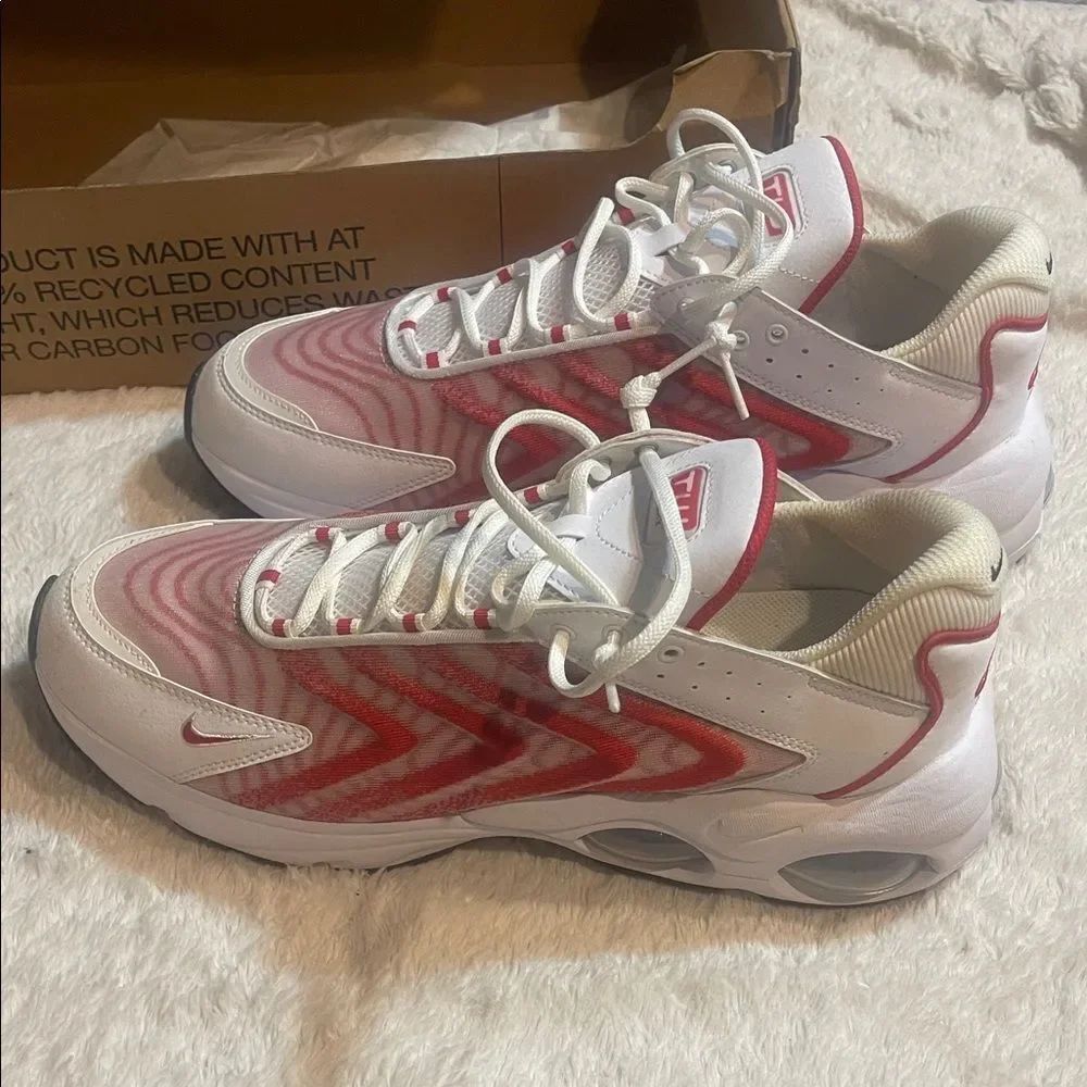 Nike air max TW white/ red university size 14